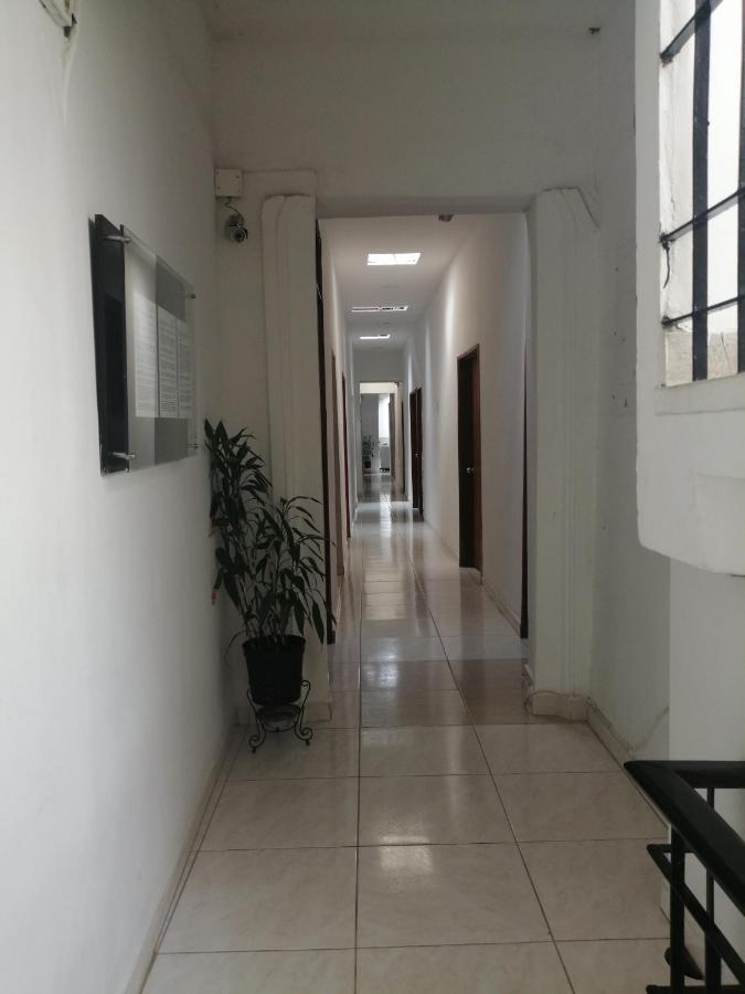 Hostal Komfort Medellín Buitenkant foto